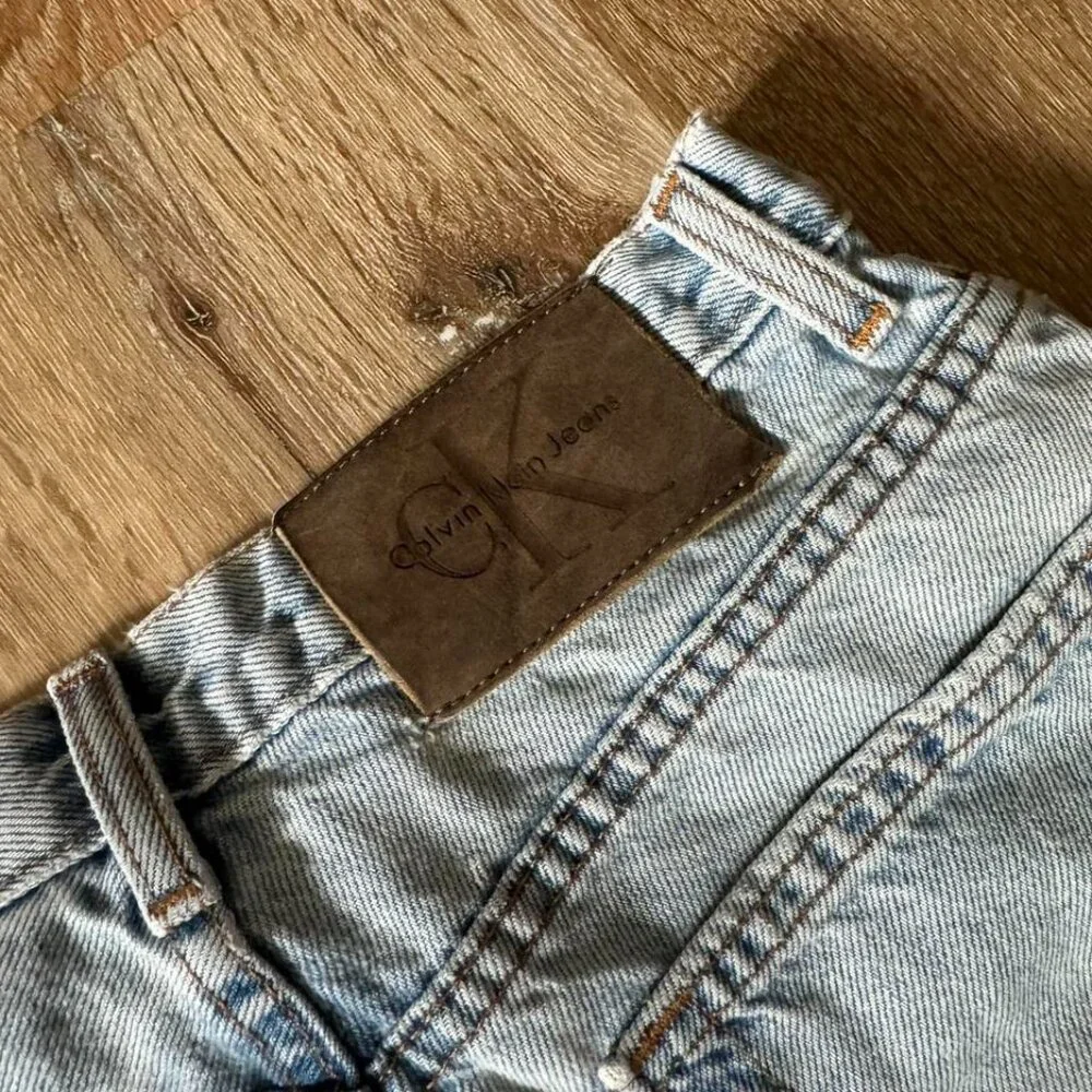 Calvin Klein Vintage High Rise‎ Flat Front Denim Cut Off Jean Shorts Size 4